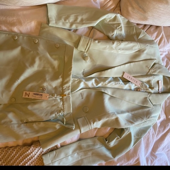 NWT MESHKI PISTACHIO CHARLIZE BLAZER SET - Picture 4 of 4